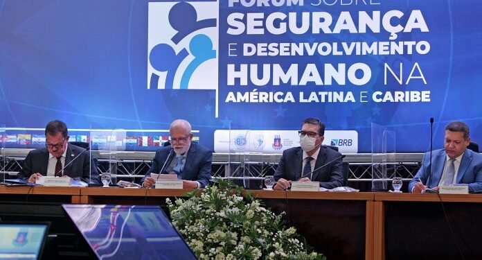 Em fórum, autoridades debatem segurança e desenvolvimento humano na América Latina e Caribe