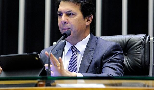 Deputado Arthur Maia é eleito presidente da CCJ