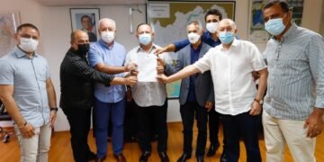 Adolfo Menezes consegue novos investimentos de R$ 15 milhões para Campo Formoso