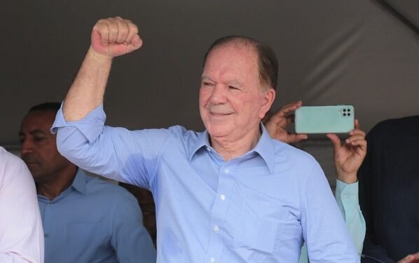 ‘Não é com trairagem que se conquista o apoio popular’, diz Leão