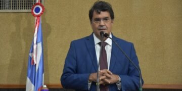 Deputado Angelo Almeida propõe criação do GNV Social para taxistas e motoristas de aplicativos