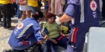 Professores são agredidos durante ocupação da prefeitura