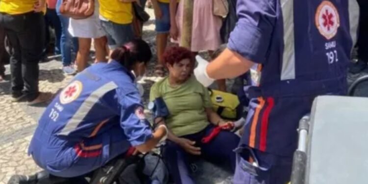 Professores são agredidos durante ocupação da prefeitura