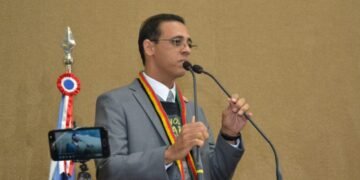 Plano de carreira do professor indígena travado: Hilton Coelho cobra que governo apresente projeto de lei prometido há cinco anos