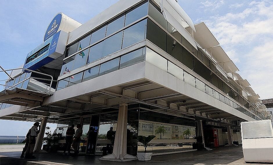 Serviços municipais terão ponto facultativo na sexta