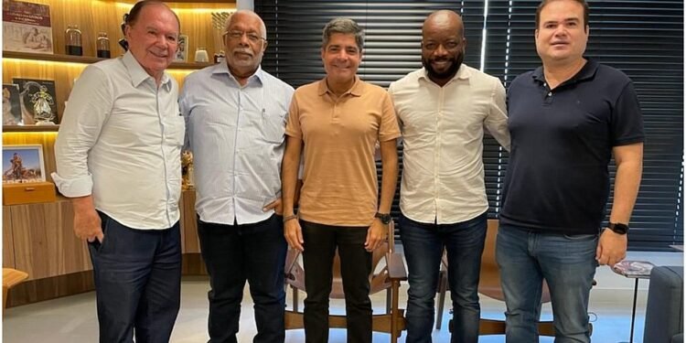 Prefeito e vice de São Francisco do Conde anunciam apoio a ACM Neto