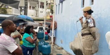 BCS Calabar doa gás de cozinha para famílias vulneráveis