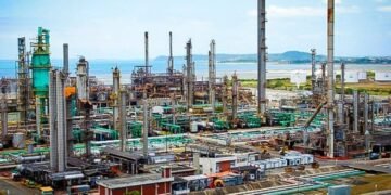 Acelen reduz preço do diesel em 4% e da gasolina entre 1,2% a 2,3%