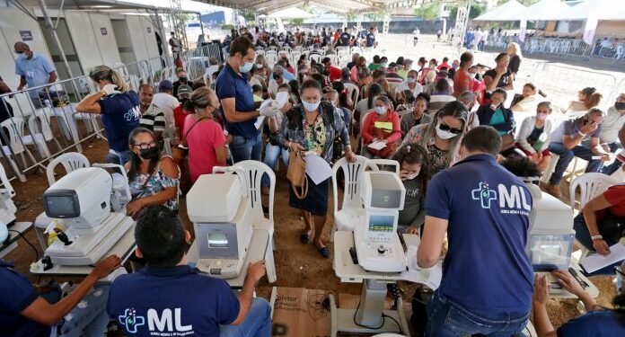 População do município de Barreiras recebe serviços da Feira Cidadã
