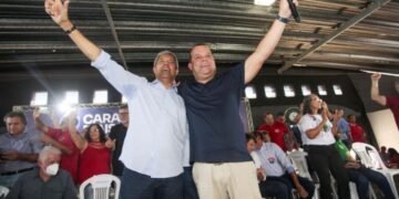 Jerônimo, Geraldo e Otto realizam encontro na sede do Ilê Aiyê