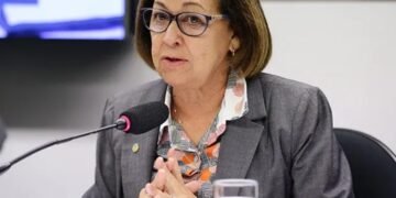 Lídice é escolhida coordenadora da bancada federal na Câmara