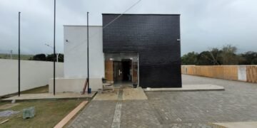 Construções das Delegacias de Lafaiete Coutinho e Itiruçu estão em fase final