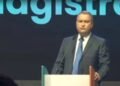 Precisamos reafirmar a democracia, defende Rui Costa em discurso