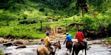 Setur-BA promove turismo rural baiano em shopping de Salvador