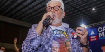 Wagner critica postura de ACM Neto de esconder opção para presidência