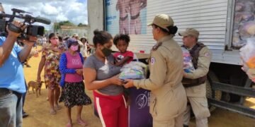 PM inicia doação de 16 toneladas de alimentos em Vitória da Conquista