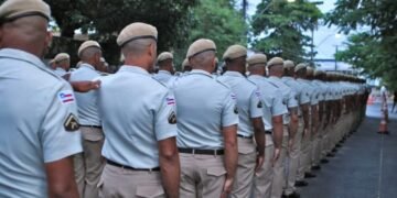 Rui anuncia novo concurso com 2 mil vagas e compra de mil fuzis para a Polícia Militar