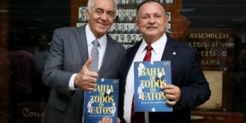 ALBA relança edição de livro sobre a história da República na Bahia