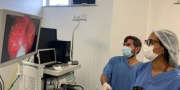 Hospital Clériston Andrade realiza procedimento inédito pelo SUS em Feira de Santana para pacientes com câncer gástrico precoce