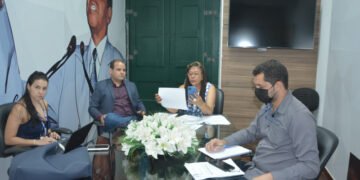 Comissões de Constituição e Justiça e Transportes se reúnem e colegiado de Finanças designa relatoria para mais de 100 projetos