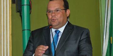 Câmara perde prazo e não se manifesta em ação contra reeleição de Geraldo Jr