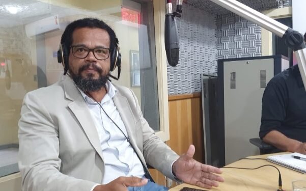 Candidatura de Roma é jogo de compadres para beneficiar Neto, diz Rosa