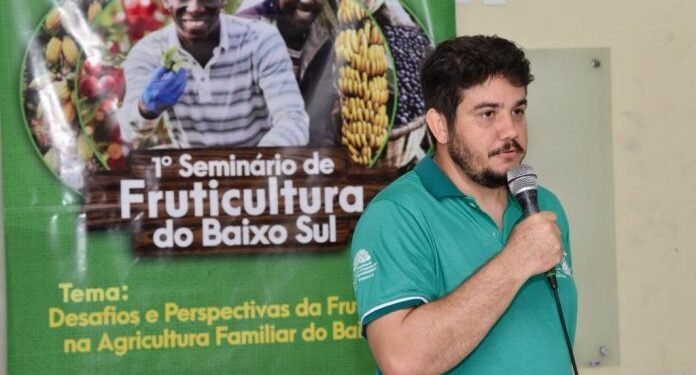 Seminário debate desenvolvimento da fruticultura no Baixo Sul