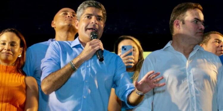 ACM Neto destaca potencial econômico de Mata de São João e Camaçari e critica distanciamento do governo