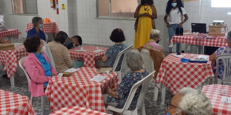 Sprev realiza Bingo Violeta em abrigo de idosos