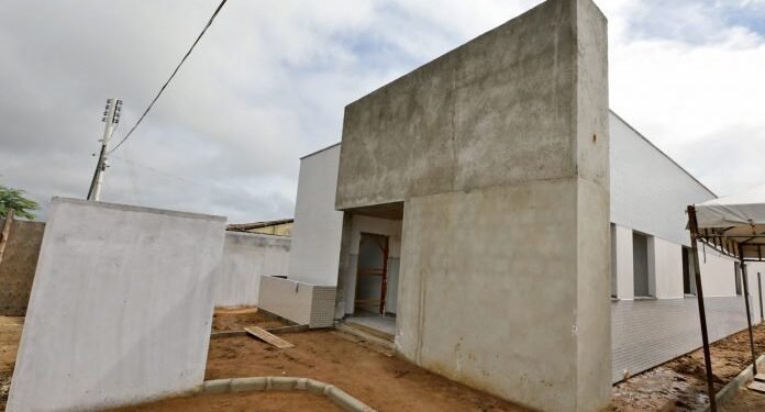 Governo do Estado entrega obras e anuncia novos projetos para a população de Ichu