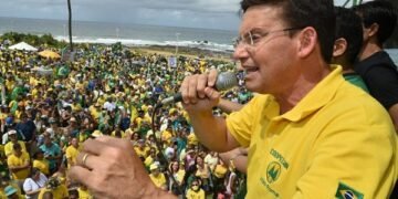 Roma critica rompimentos de políticos baianos: ‘Uma dança da cadeira que não combina’