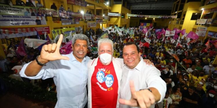 Jaques Wagner afirma, em Periperi, que a pré-candidatura de Geraldo Júnior a vice é uma homenagem a todos os vereadores