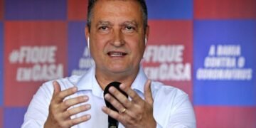 Rui reage à fala de ACM Neto sobre ele estar perdendo as noites de sono: “Ele pensa igual a Bolsonaro”