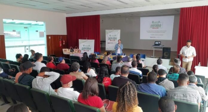 Caravana Parceria mais Forte anuncia implantação de unidade de beneficiamento de licuri no Vale Jiquiriçá