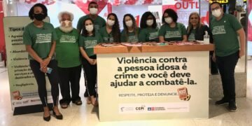 Campanha do Governo do Estado de combate à violência contra o idoso promove apresentações culturais