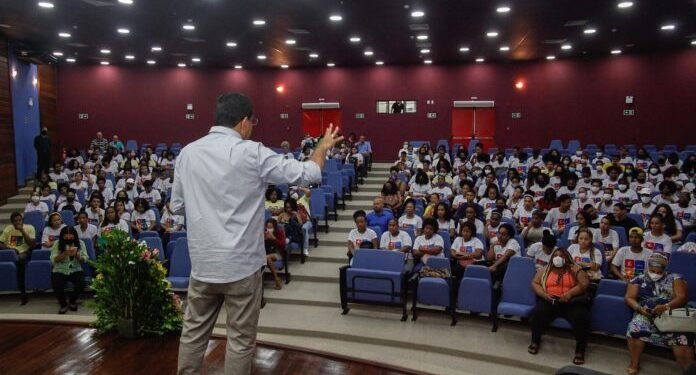 Governo do Estado realiza aula inaugural de novas turmas do Programa Trilha