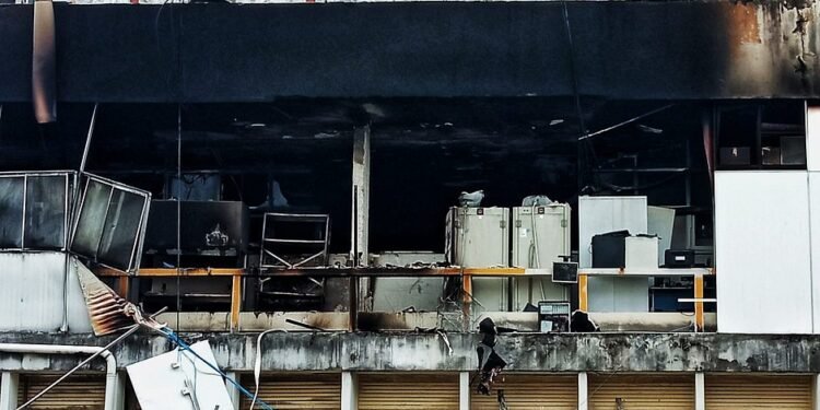 Laboratório da Ufba tinha equipamentos de R$ 250 mil; incêndio vai atrasar pesquisas