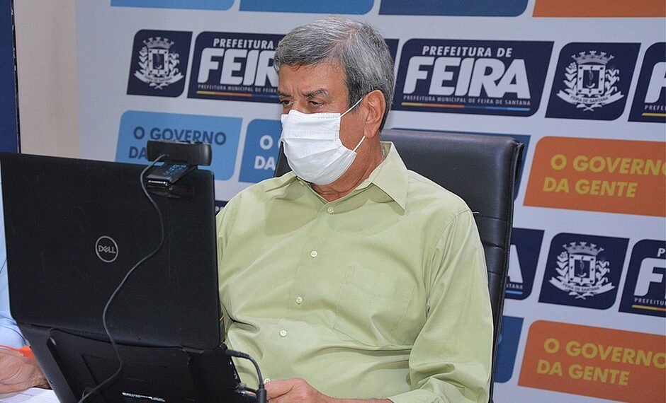 Prefeito de Feira, Colbert Martins está com covid-19