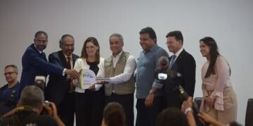 Bahia recebe 35 veículos para ações de proteção de crianças e adolescentes