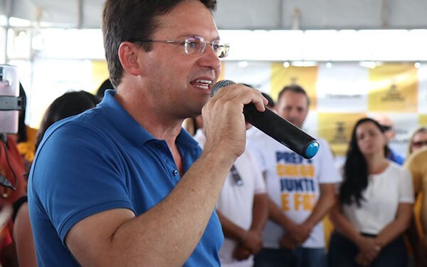 Roma diz que ACM Neto fica ‘procurando ser o candidato genérico de Lula’