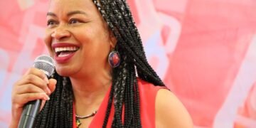 Olívia minimiza pesquisas e aponta guinada de Jerônimo com início da campanha