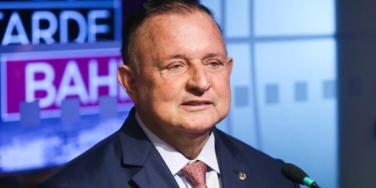 Adolfo Menezes diz que Bolsonaro colocou o Brasil, de vez, entre os párias do mundo