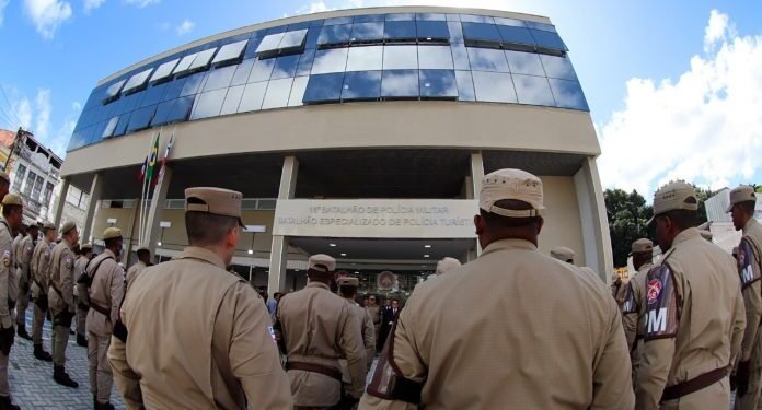 Nova sede do 18º Batalhão da PM e do Batalhão Especializado de Polícia Turística é inaugurada pelo governador