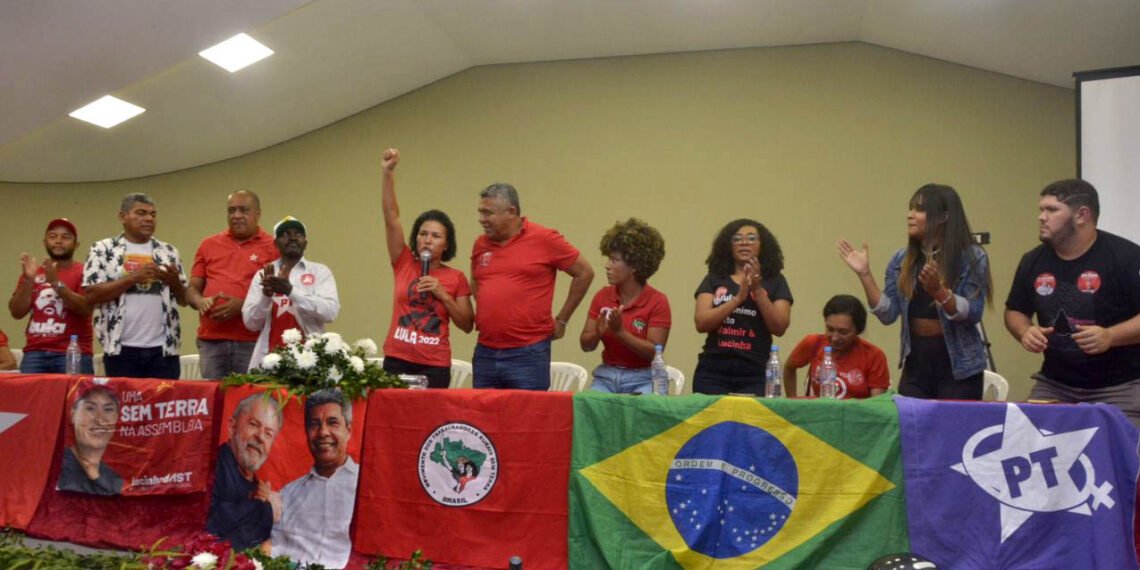 “Vamos construir um sistema onde o ser humano esteja na centralidade de tudo”, diz Lucinha em Eunápolis