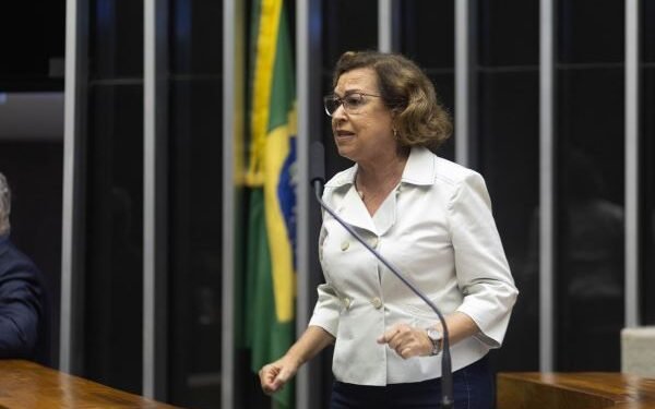 Lídice critica governo federal por volta do Brasil ao Mapa da Fome da ONU