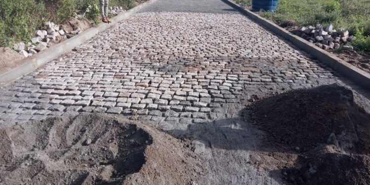 Prefeitura de Cachoeira realiza obras de pavimentação