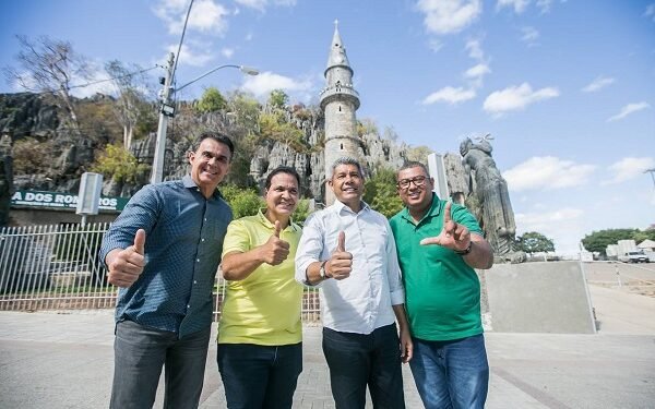 Na Catedral de Bom Jesus da Lapa, Jerônimo pede sistematização de demandas