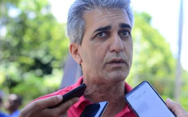 A oposição ganha nas pesquisas e o PT ganha no voto popular, diz Robinson Almeida