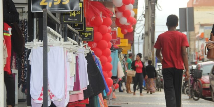 Mais de 2 mil empresas são abertas em Eunápolis desde o início da atual gestão municipal