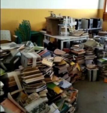 Moradores de Catu pedem permanência de Biblioteca Municipal